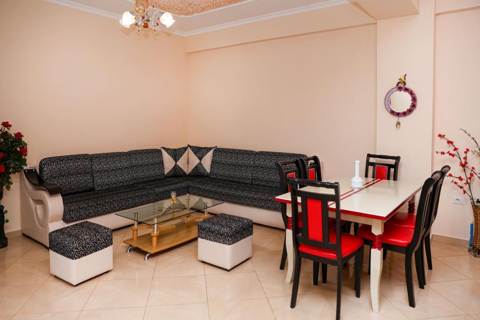 Rio'S Apartment Berat Dış mekan fotoğraf